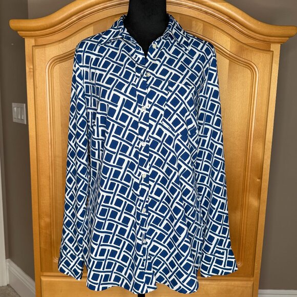 Merona Blue & White Geo Design Long sleeve Button-Down Blouse, Sz M - Picture 1 of 8